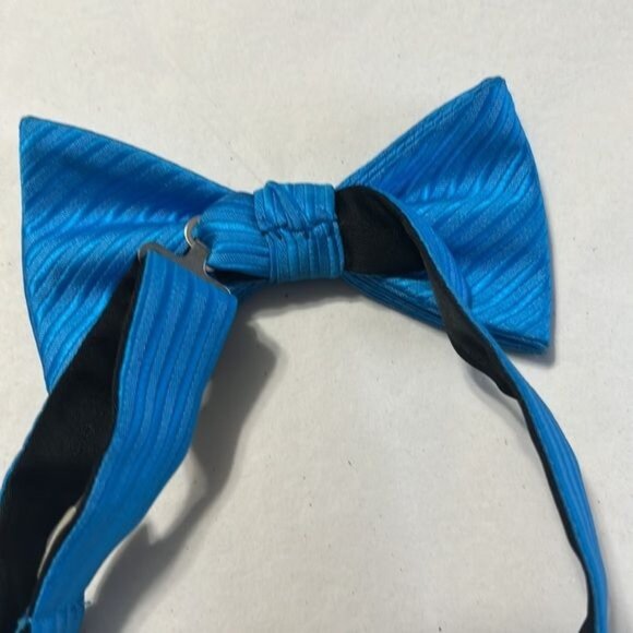 Michael Kors Adjustable Blue Satin Textured Bow Tie For Men - Picture 4 of 5